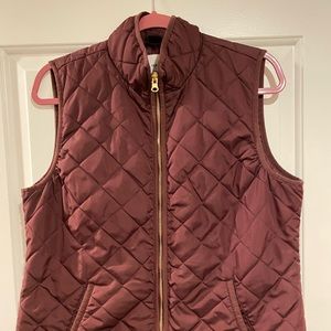 ♥️ Old Navy burgundy vest ♥️